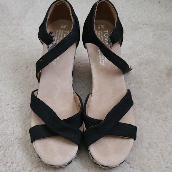 Toms🤎🖤🤎🖤 - Picture 3 of 5